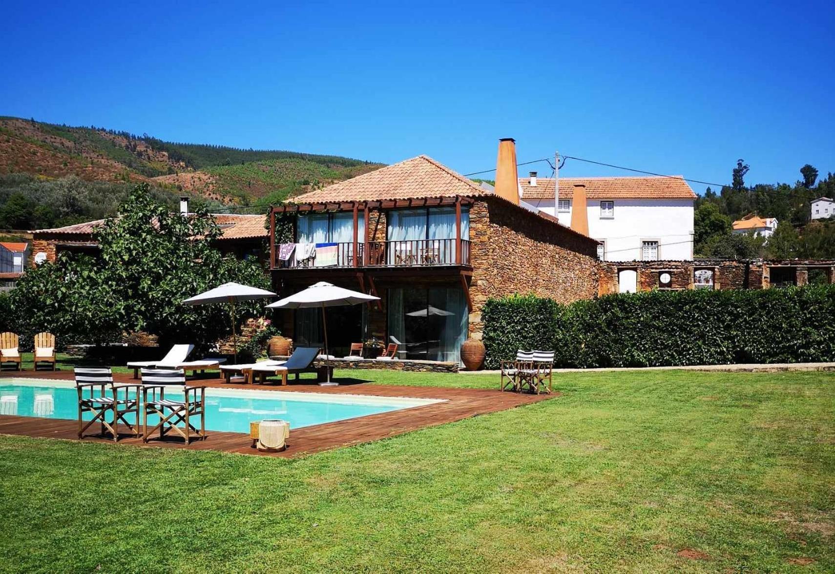 Casa De Baixo - Nature Hotel Alvoco das Varzeas Exterior photo